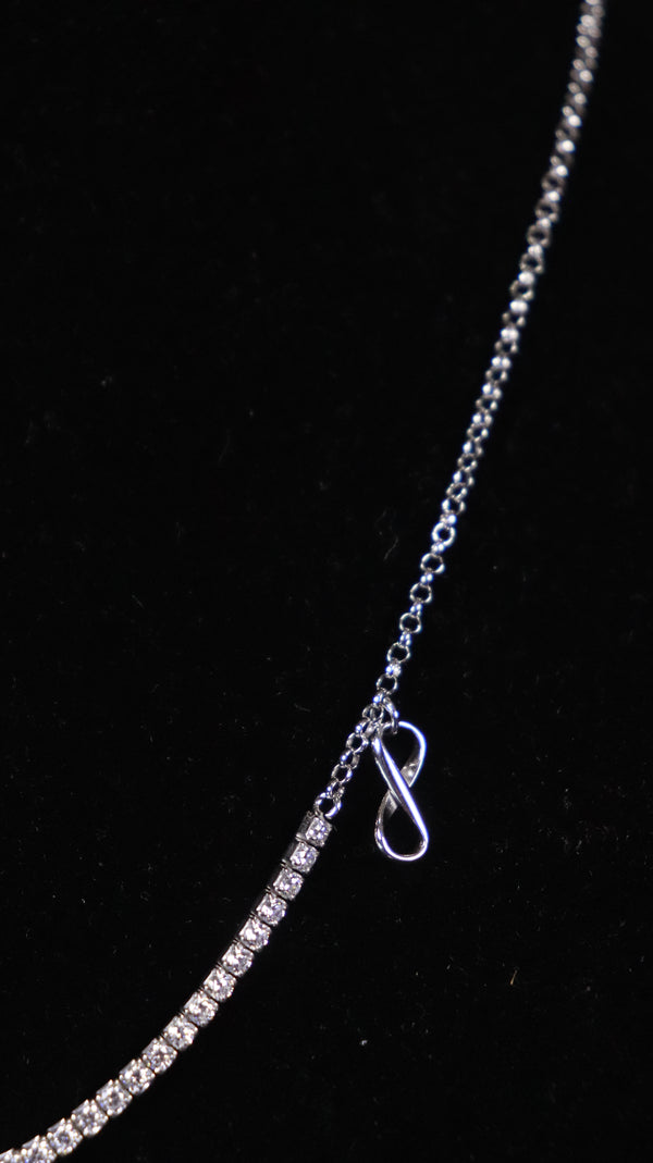 925 Sterling Silver Luna Infinity Curve Pendant.