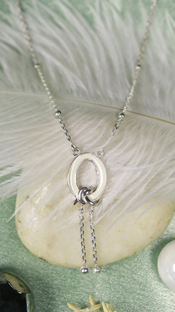 925 Sterling Silver Eternal Knot Pendant.