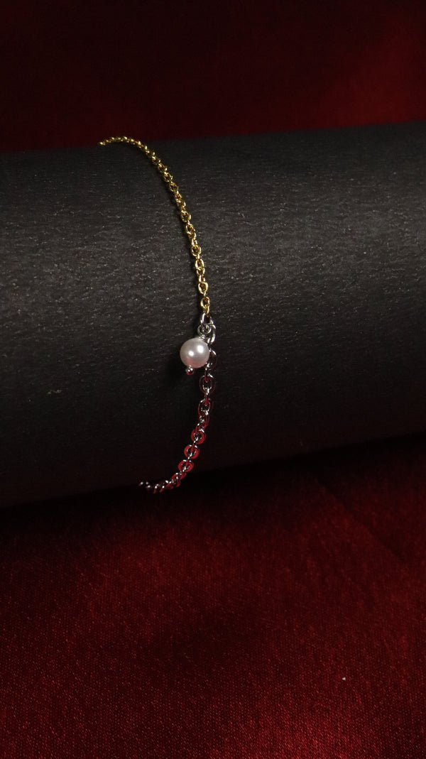 925 Sterling Silver Dual Tone Pearl Charm Bracelet