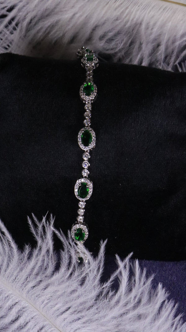 925 Sterling Silver Emerald Glow Silver Bracelet
