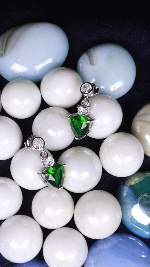 925 Sterling Silver Emerald Green Love Droplets