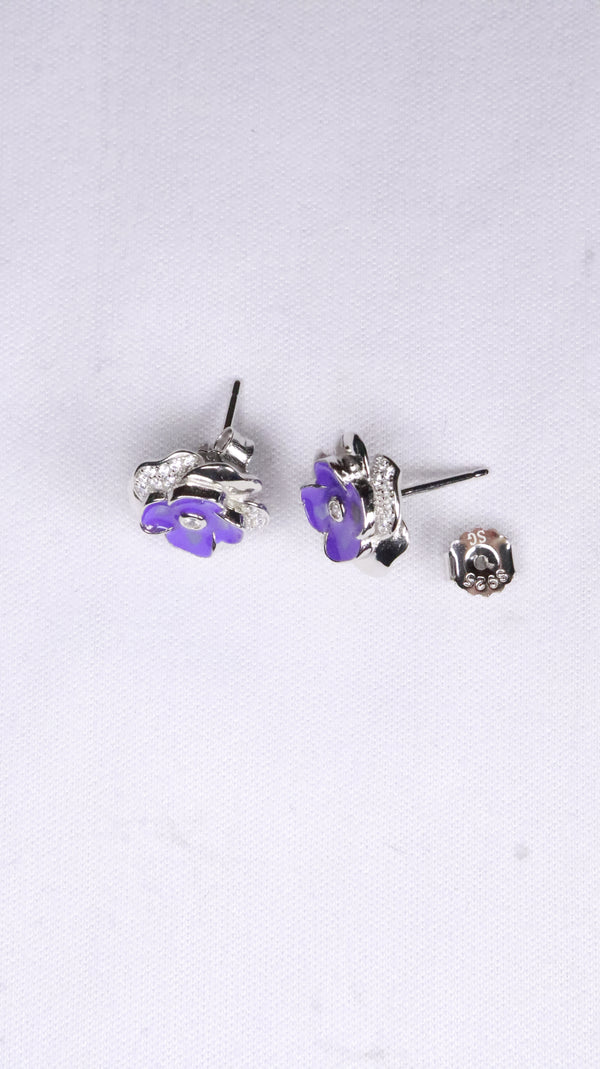 925 Sterling Silver Royal Lavender Studs.