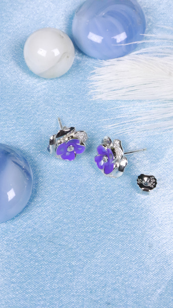 925 Sterling Silver Royal Lavender Studs.