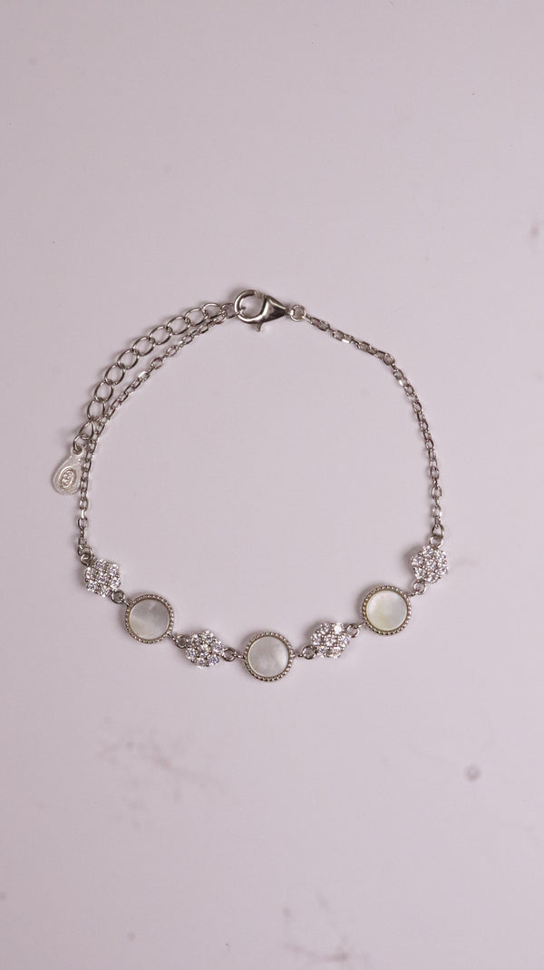 92.5 Sterling Silver Pearl Spark Link Bracelet