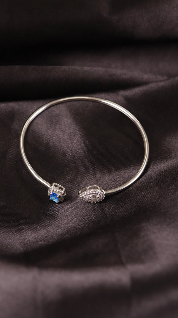 92.5 Sterling Silver Blue Spark Open Bracelet