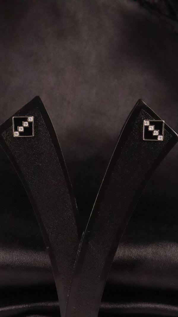 92.5 Silver Midnight Steps Studs