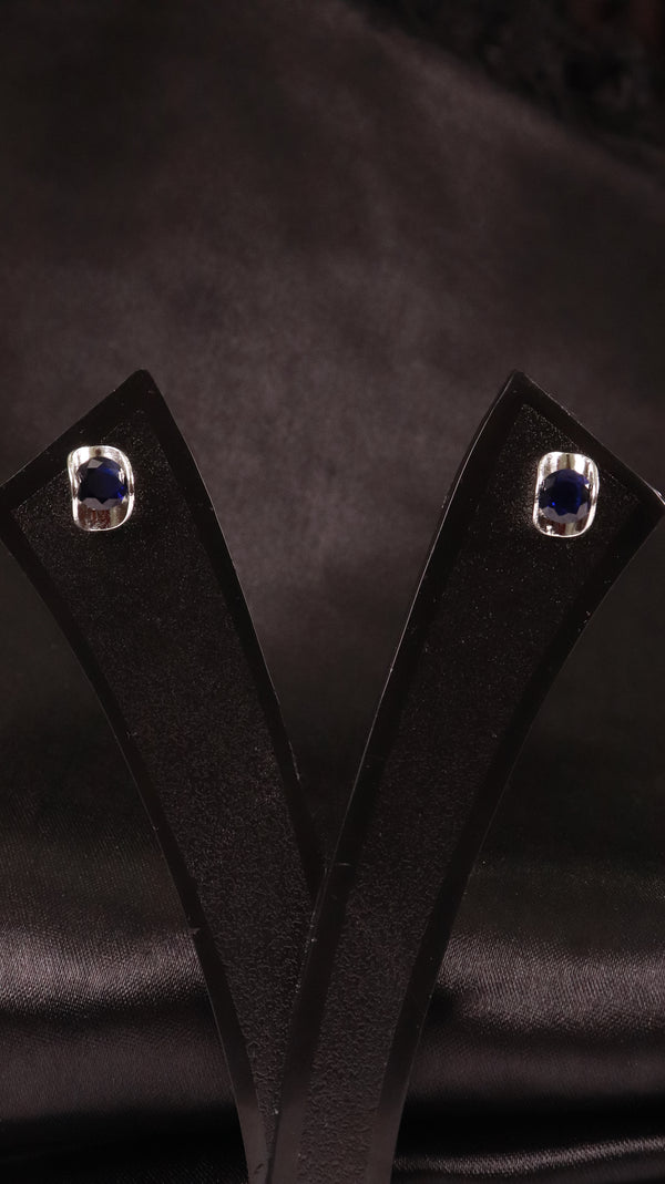 92.5 Silver Midnight Blue Curve Studs