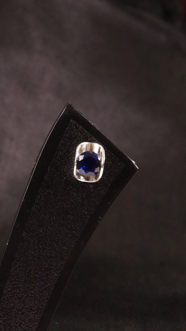 92.5 Silver Midnight Blue Curve Studs