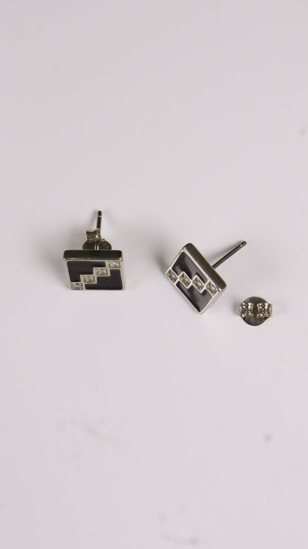 92.5 Silver Midnight Steps Studs