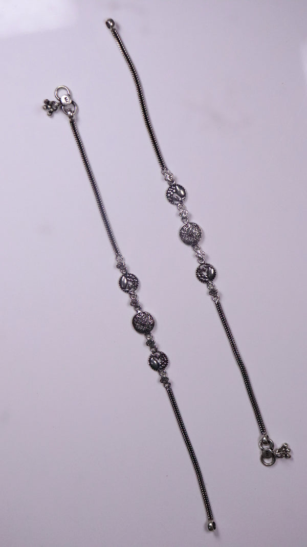 (Pair) Ashvattha Oxidised Silver Anklet
