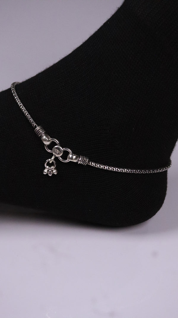 (Pair) Veer Silver Oxidised Ankle