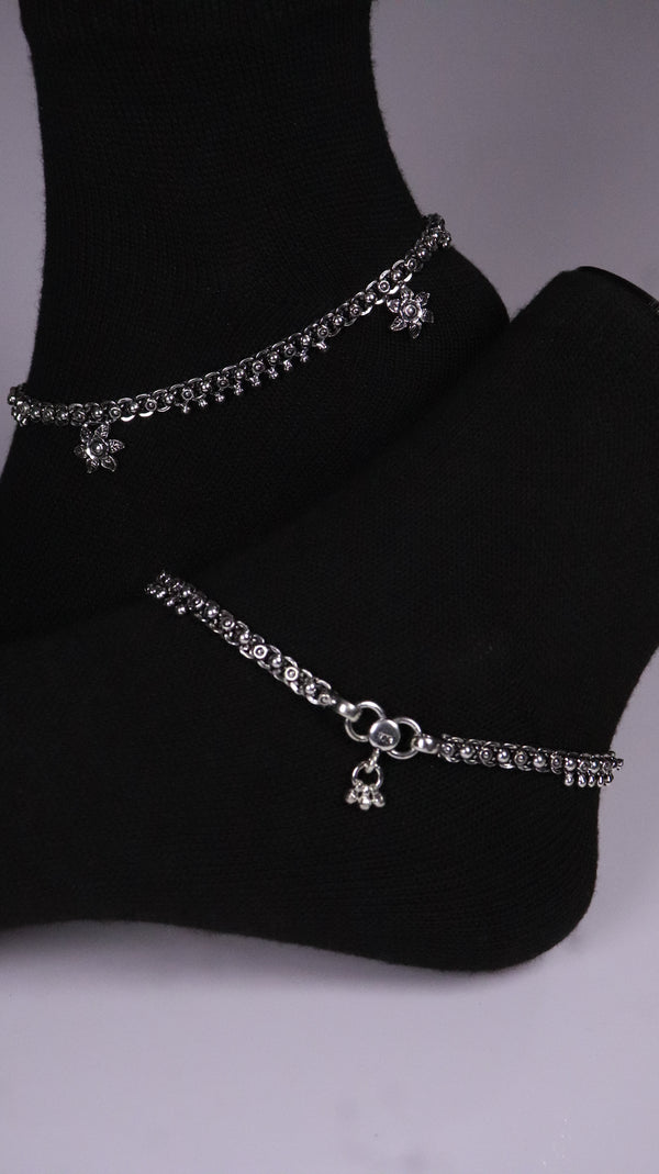 (Pair) Saanjh Silver Oxidised Anklet