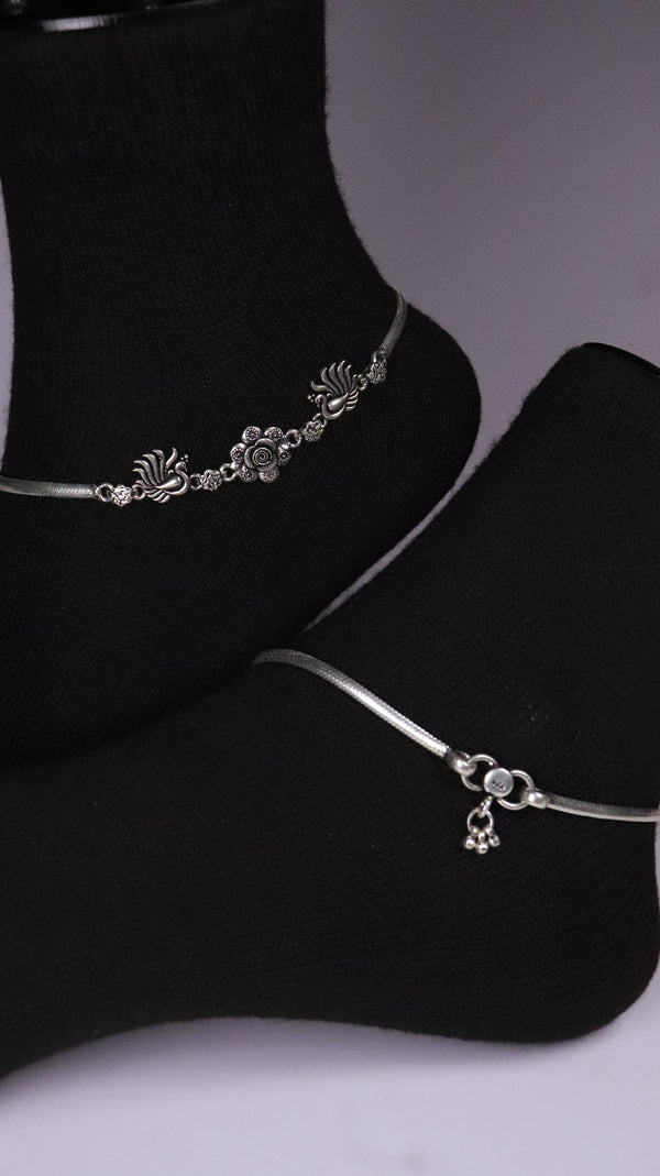 (Pair) Hansika Oxidised Silver Anklet