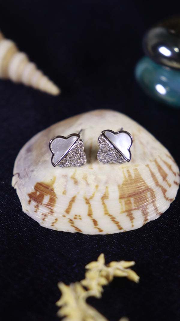 • Floral Butterfly Pendant Studs Set