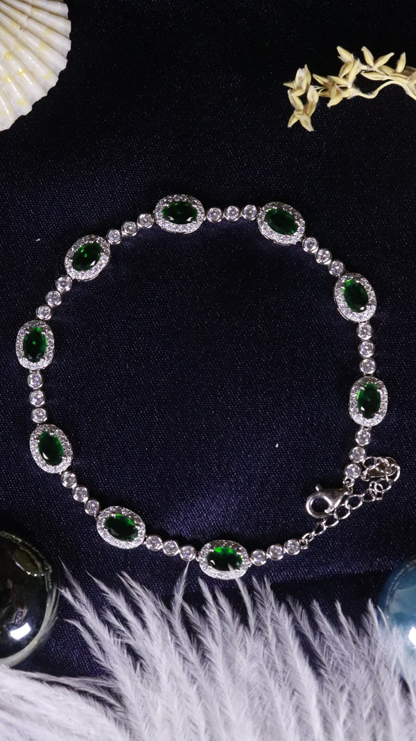 925 Sterling Silver Emerald Glow Silver Bracelet