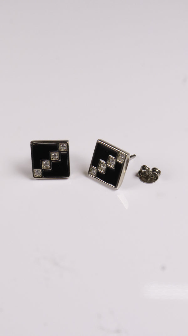 92.5 Silver Midnight Steps Studs