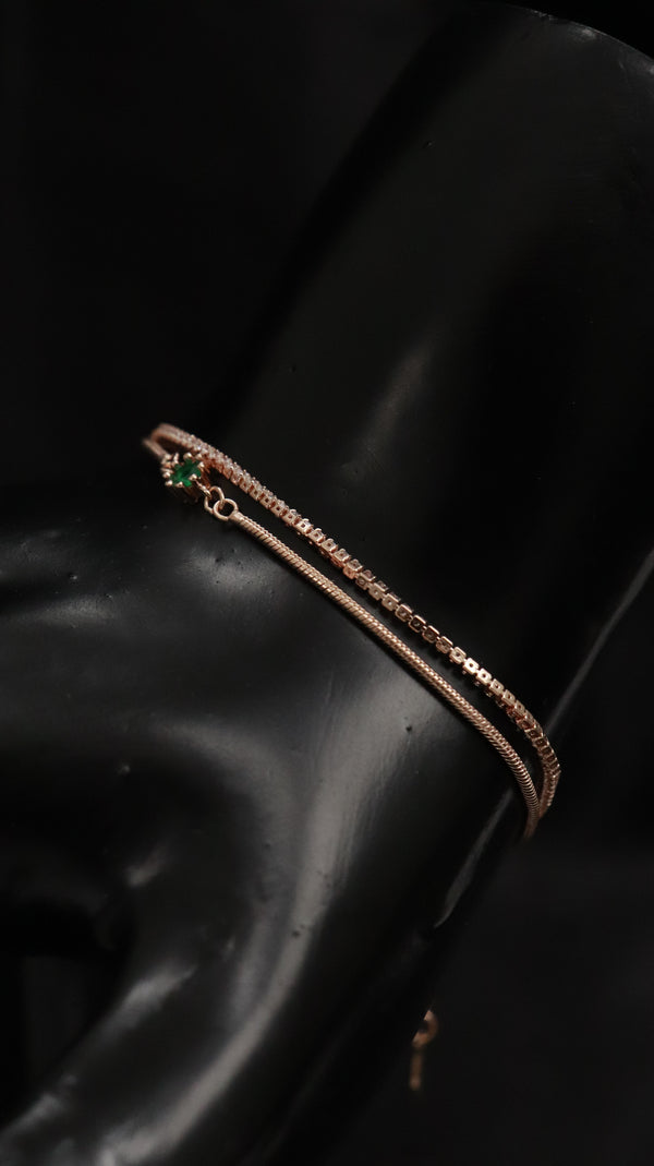 92.5 Sterling Silver Green Dot Chain Bracelet