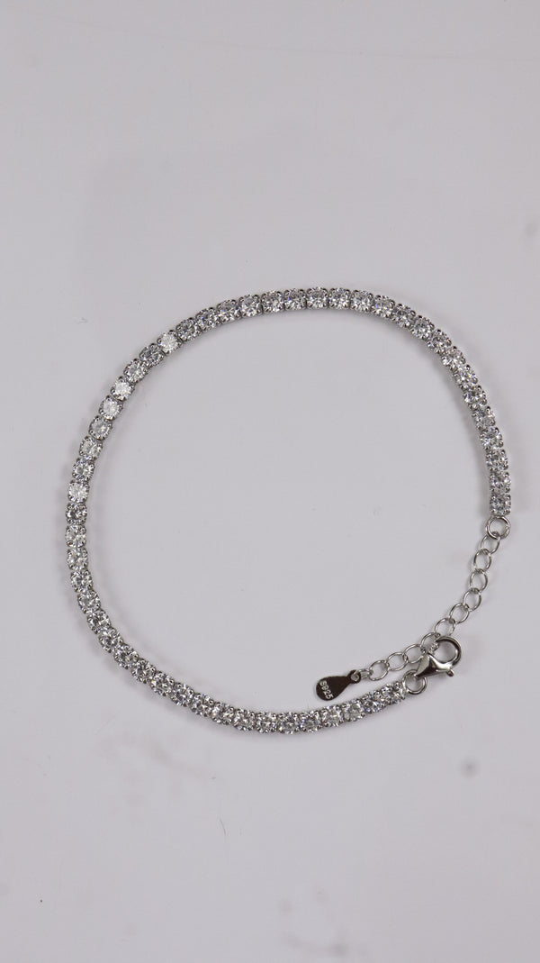 92.5 Sterling Silver Classic Shine Tennis Bracelet.