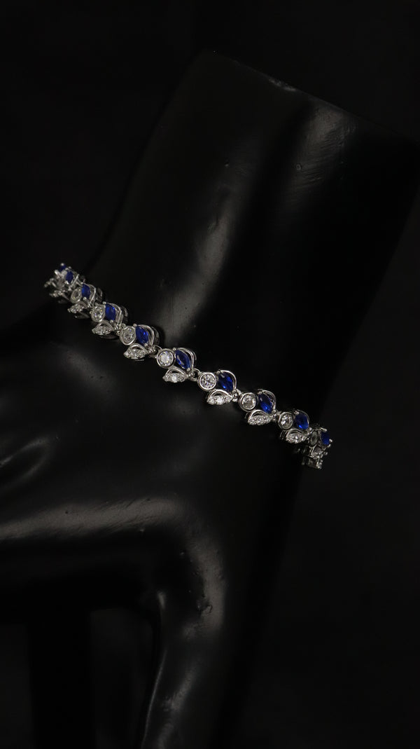 92.5 Sterling Silver Blue Leaf Spark Premium Bracelet