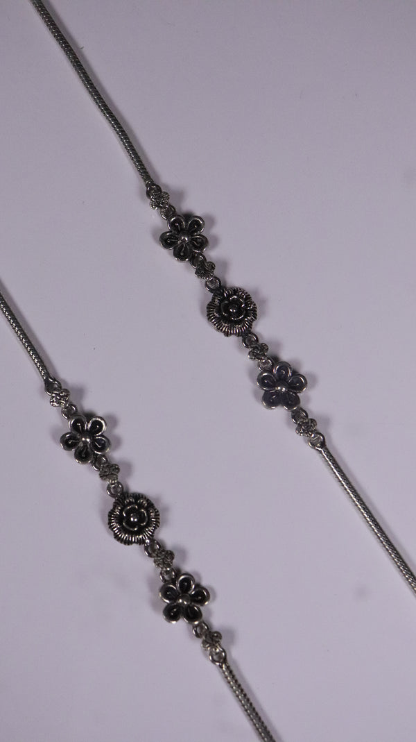 (Pair) Pushpavati Oxidised Silver Anklet