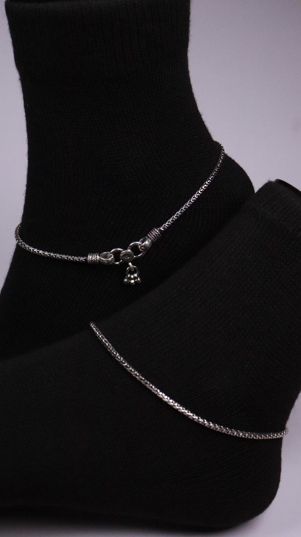 (Pair) Veer Silver Oxidised Ankle