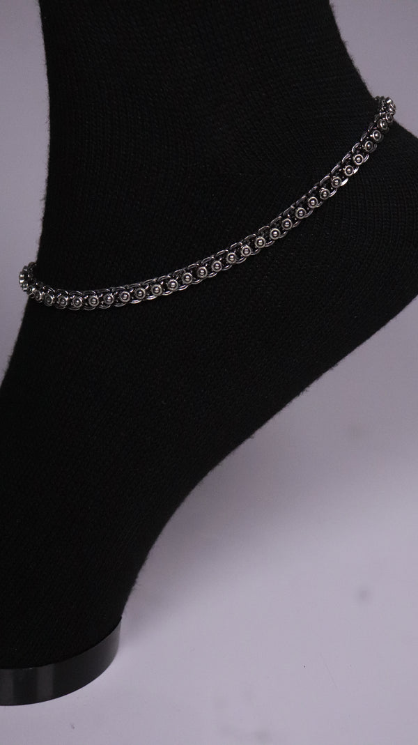(Pair) Anant Silver Oxidised Anklet